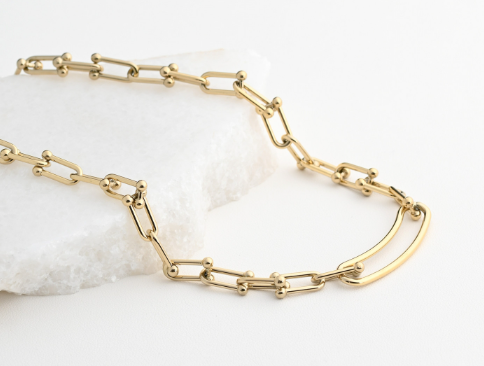 Steel necklace combined links