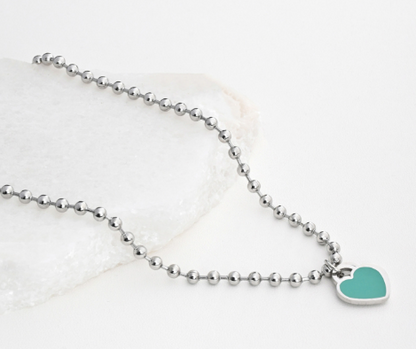 Green heart necklace