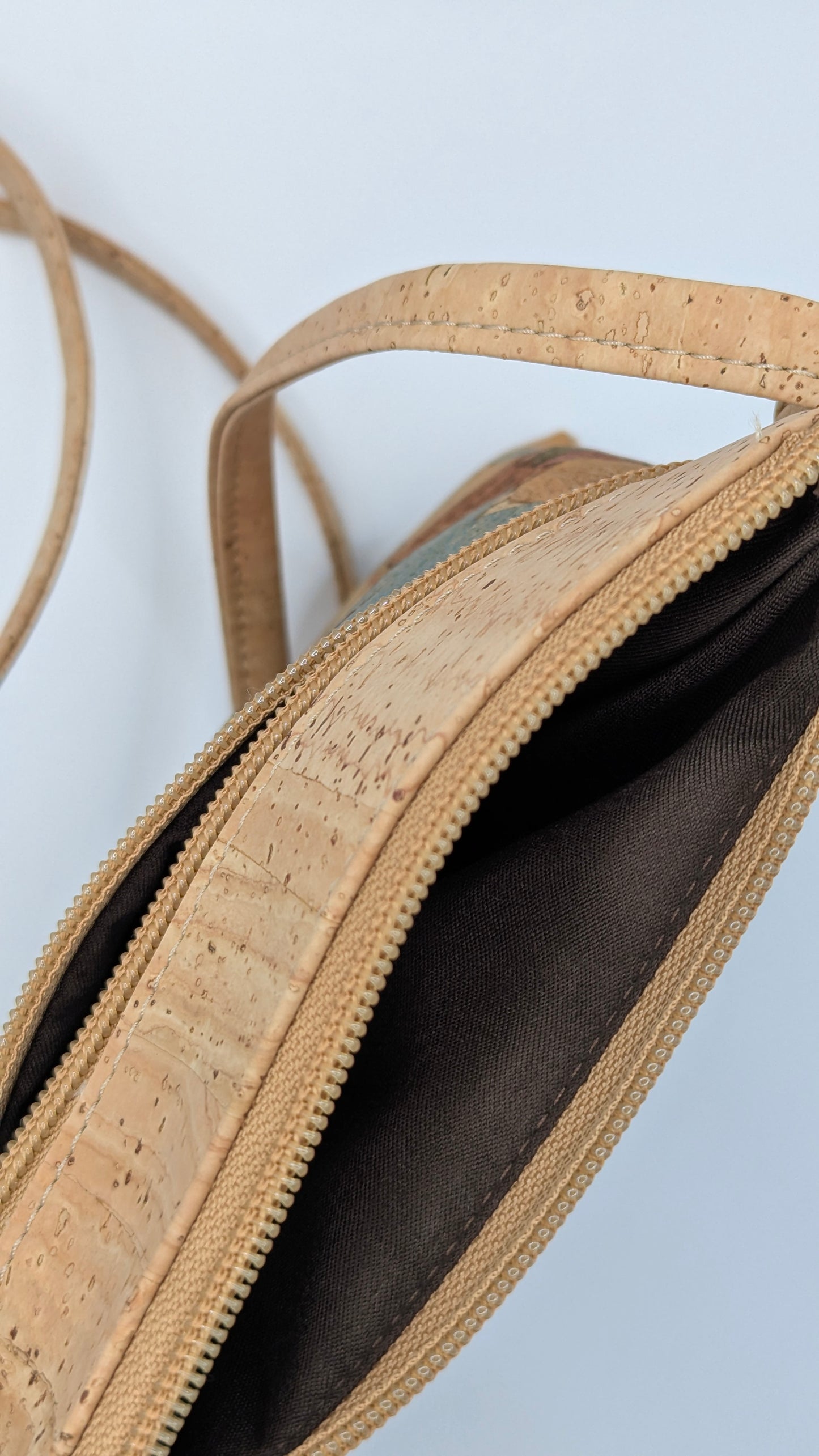 Small Cross Body (2 Zippers)